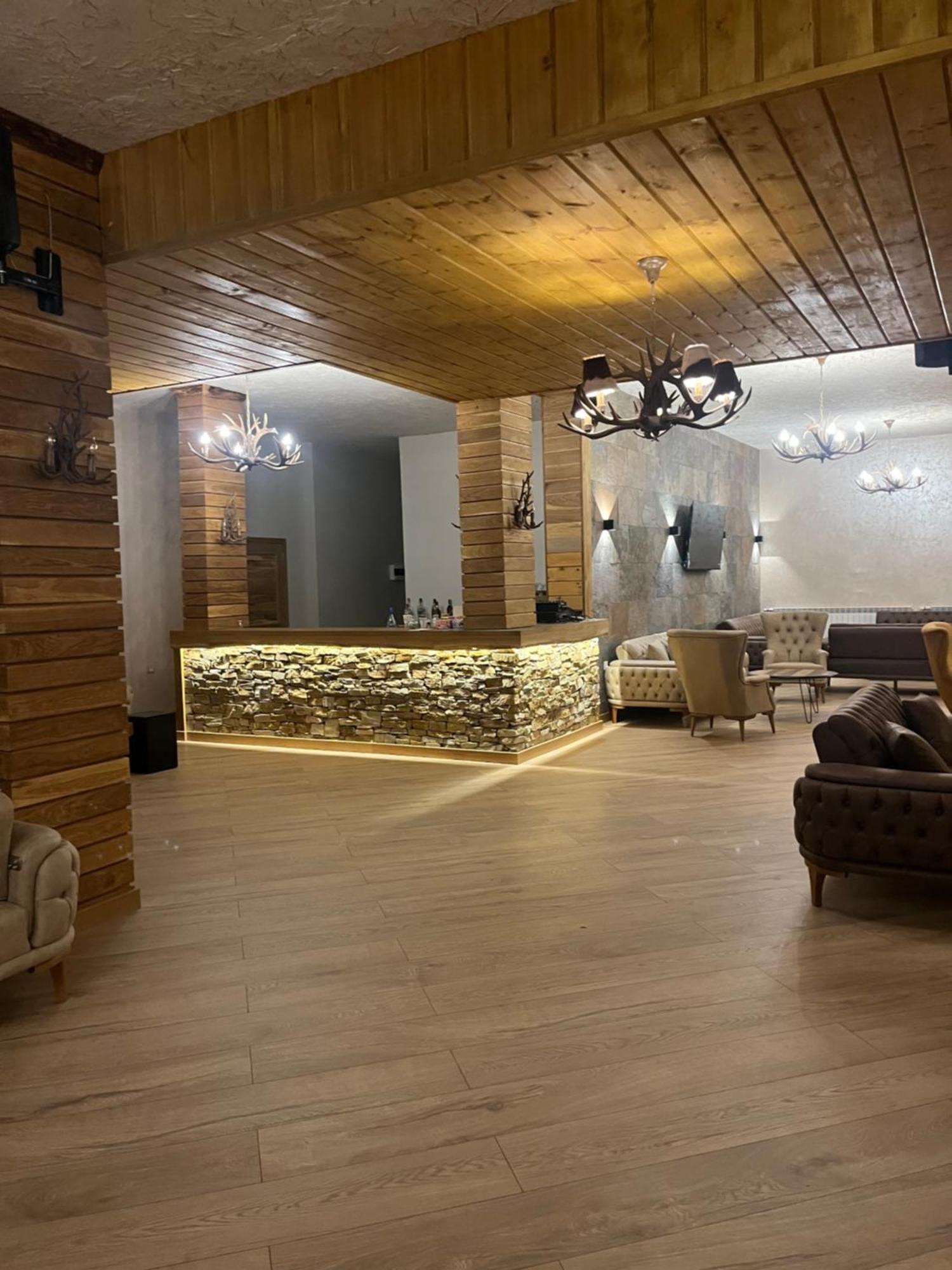 Grand Resort Luxury Apartment ปอมโปโรโว ภายนอก รูปภาพ